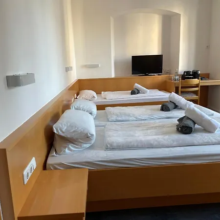 Landgasthof Zum Schwanen بيت ريفي *